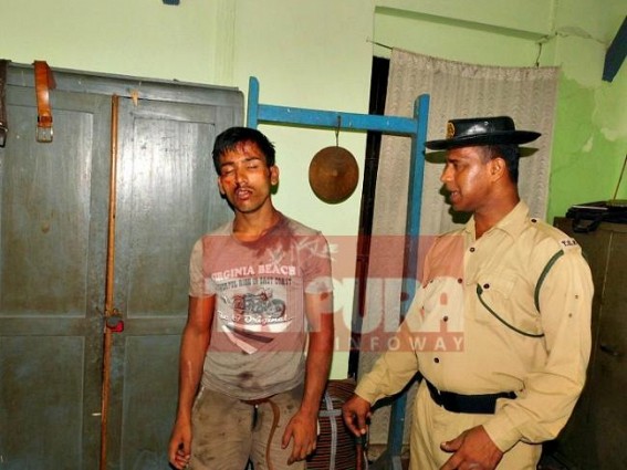 Bangladeshi thief arrested, one escaped 
